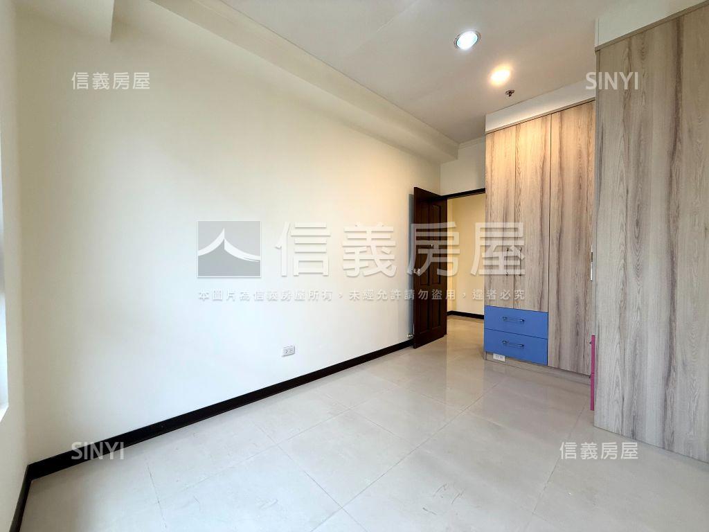 樂活郡成家二房車位房屋室內格局與周邊環境