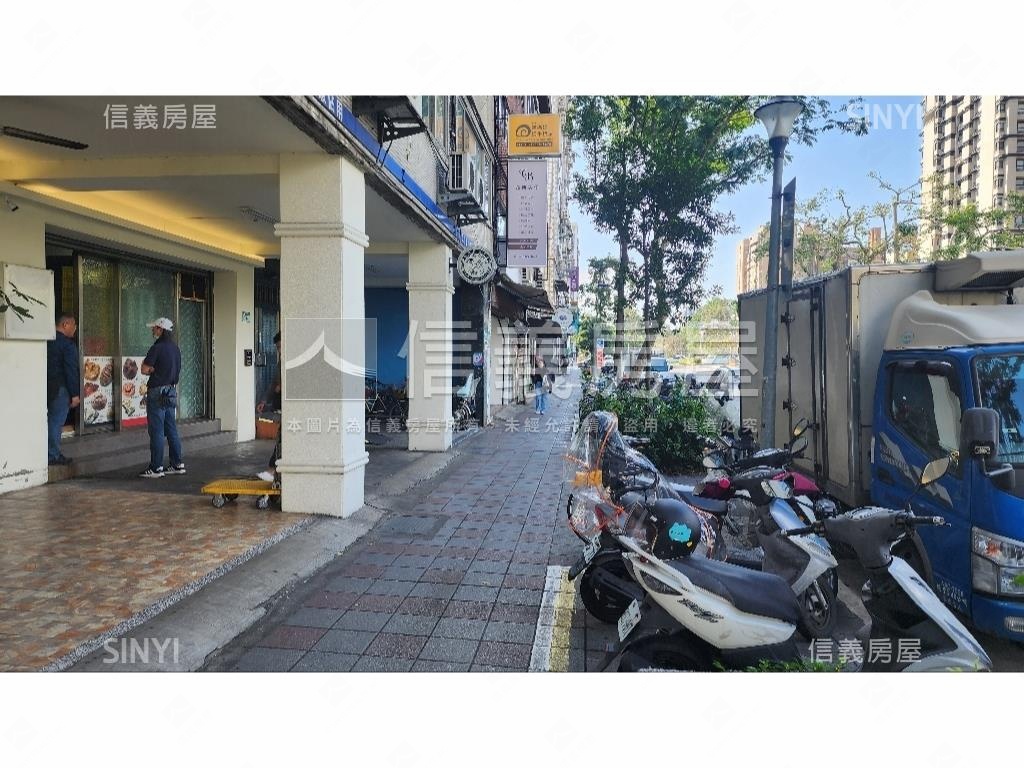 捷運旁金店面房屋室內格局與周邊環境