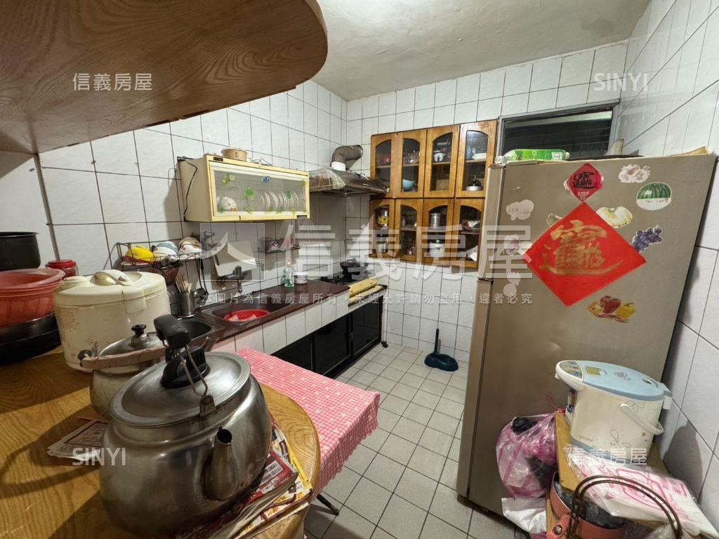新店．靜謐低總價美寓房屋室內格局與周邊環境