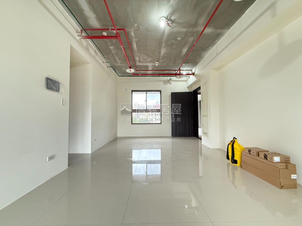 顯耀南港Ω國泰悠境房屋室內格局與周邊環境