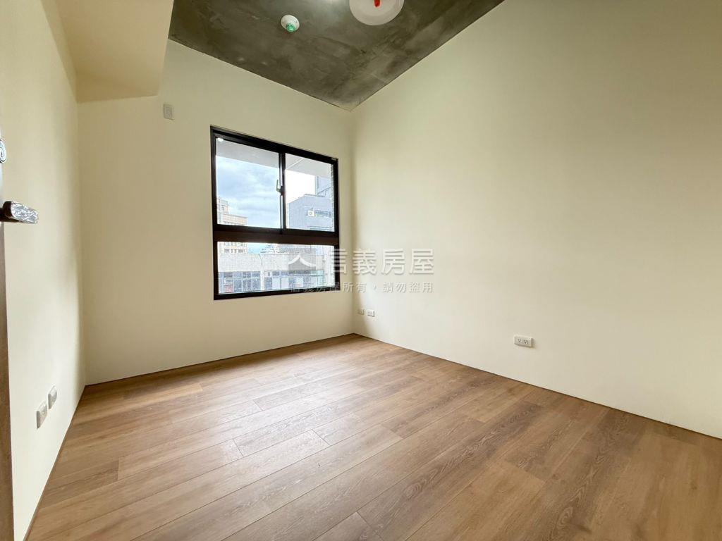顯耀南港Ω國泰悠境房屋室內格局與周邊環境