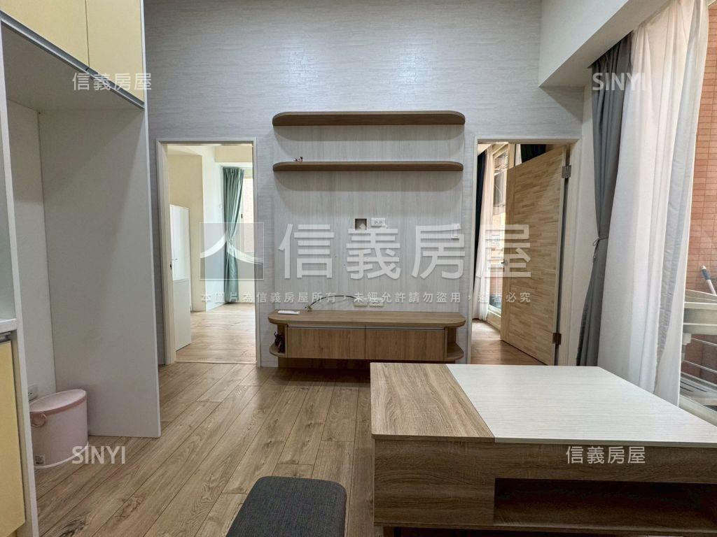 登峰２１。新裝兩房雙陽台房屋室內格局與周邊環境