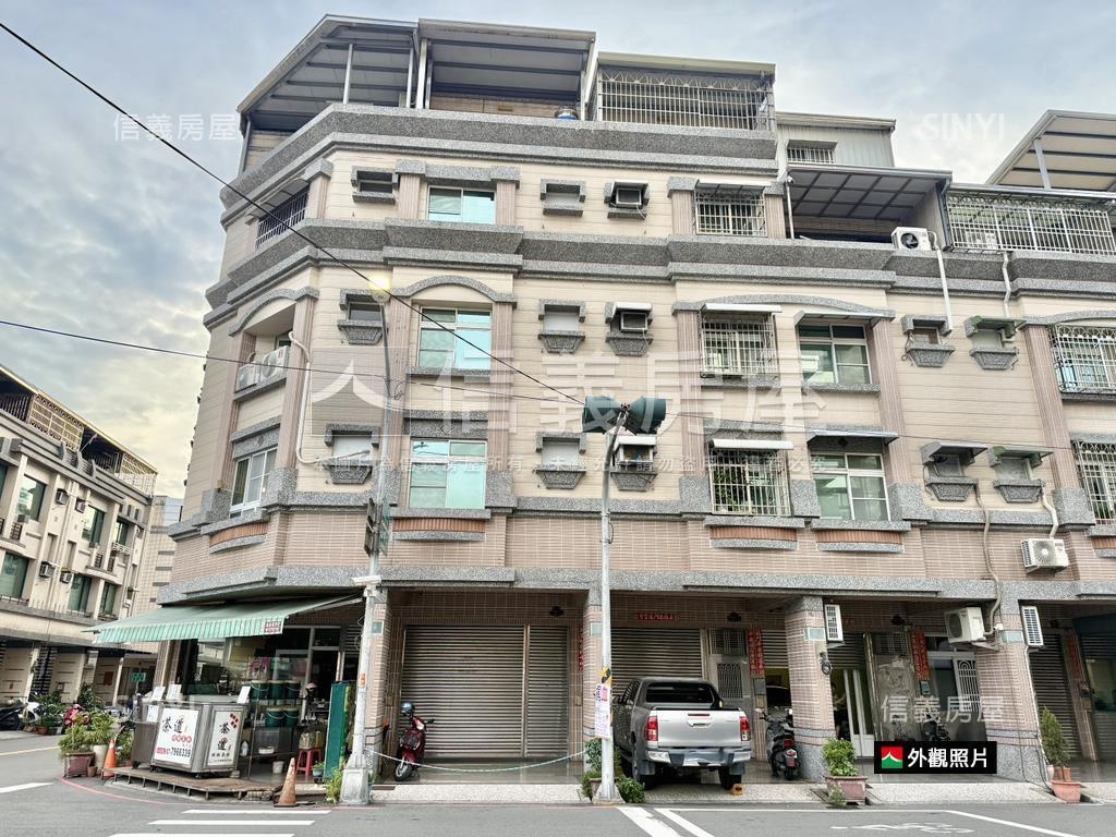 鳳甲正路透天店面房屋室內格局與周邊環境