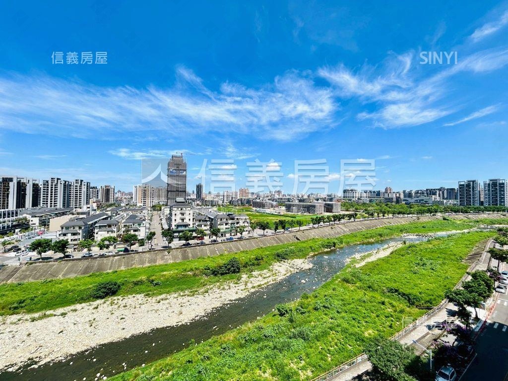 晴川岸唯美高樓三房平車位房屋室內格局與周邊環境