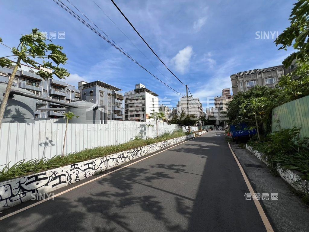 鴻柏鴻碩稀有釋出戶來看房屋室內格局與周邊環境