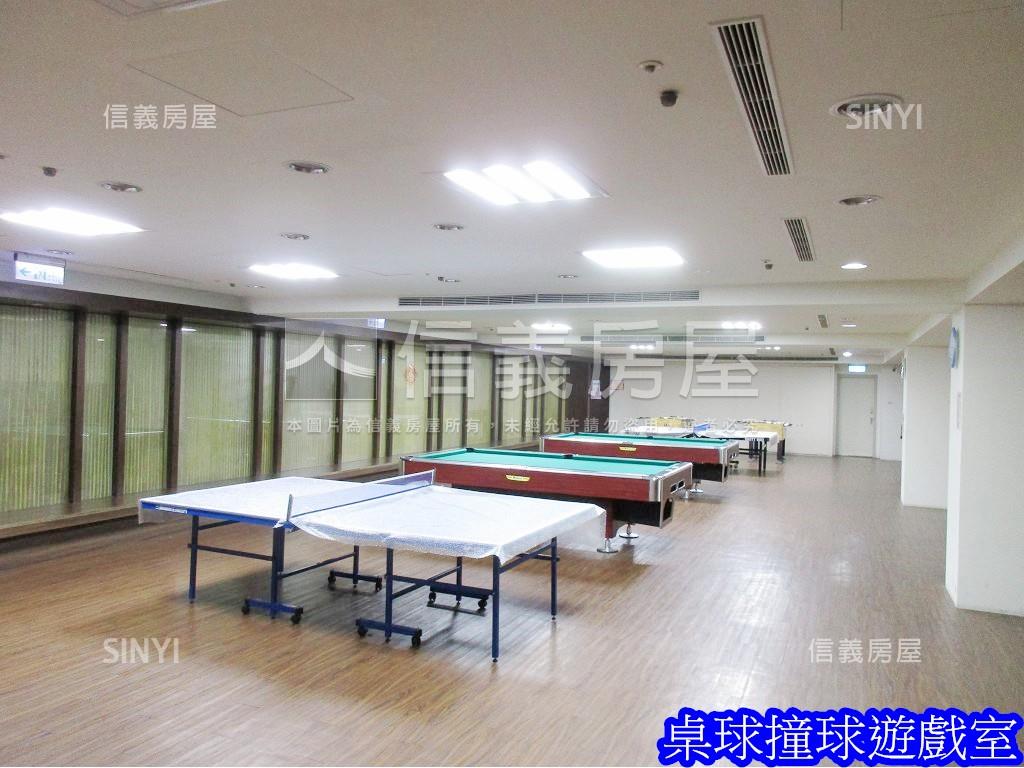 台北人面中庭樹海兩房房屋室內格局與周邊環境