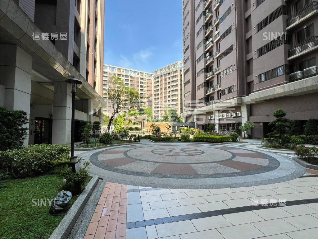 八擴２房車位近未來Ｇ０２房屋室內格局與周邊環境