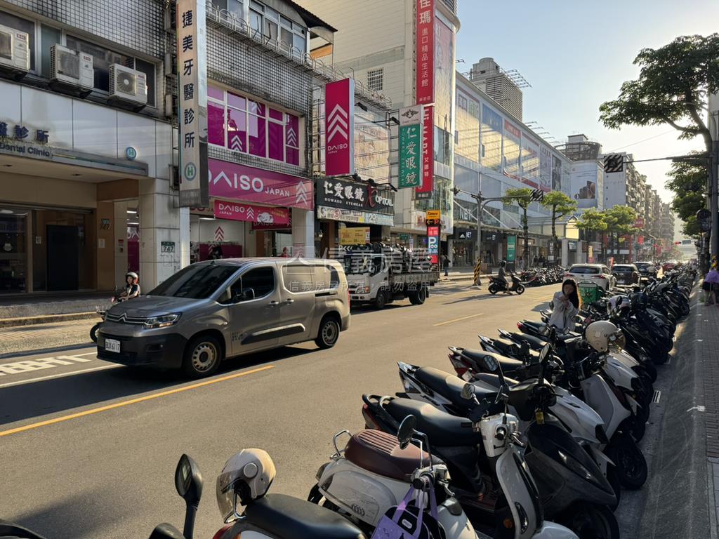 幸福路傳家金店１＋２樓房屋室內格局與周邊環境