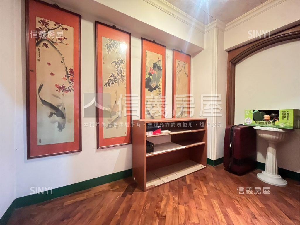 蛋黃核心景觀車位邸宅房屋室內格局與周邊環境