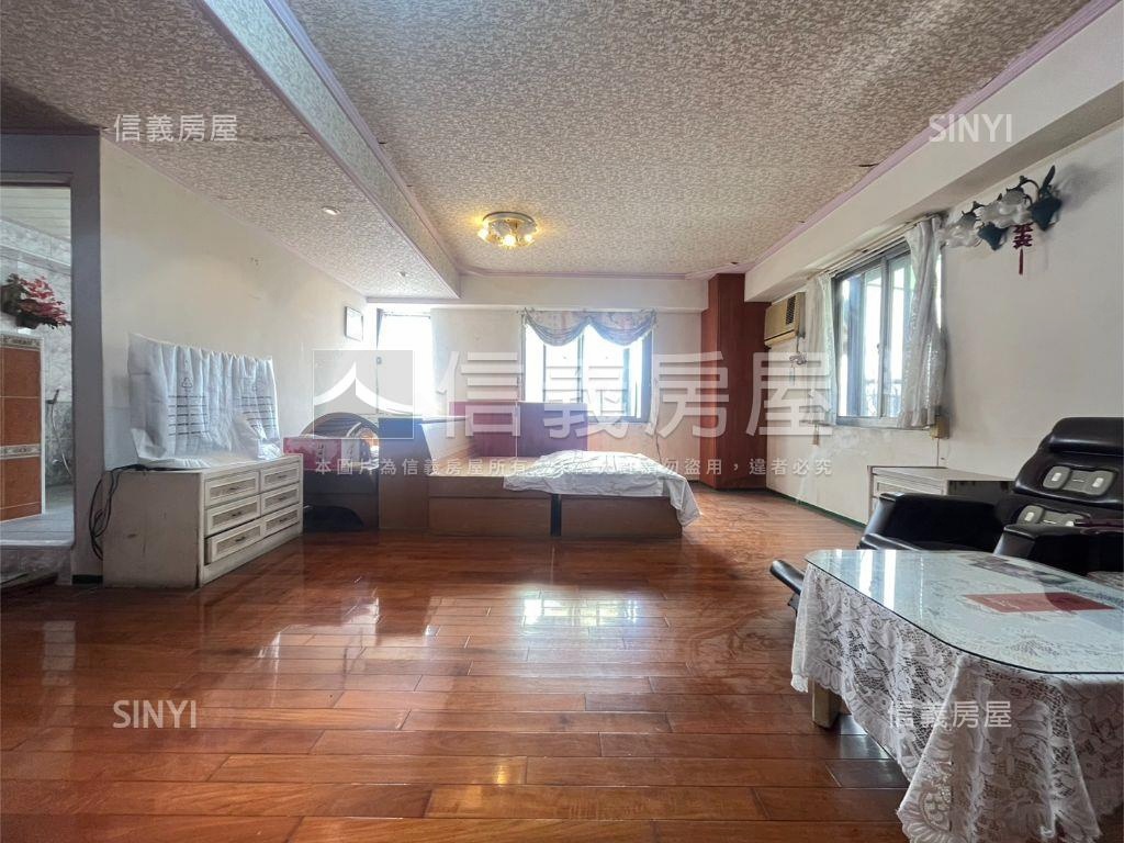 蛋黃核心景觀車位邸宅房屋室內格局與周邊環境