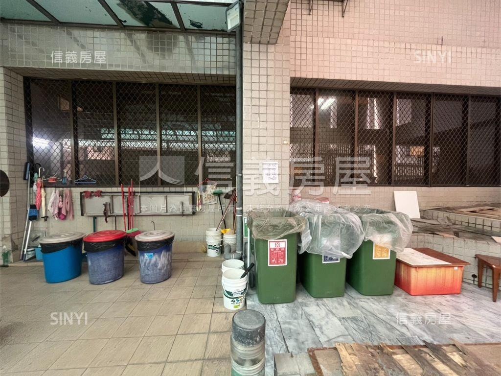 蛋黃核心景觀車位邸宅房屋室內格局與周邊環境