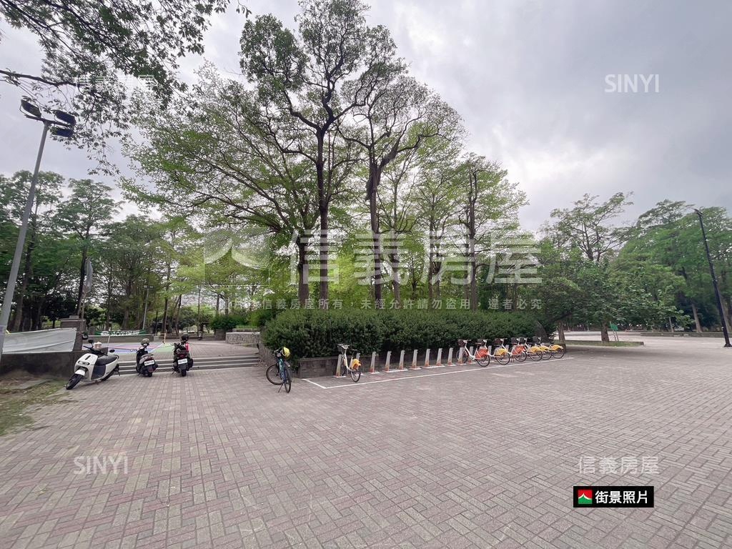 國泰ＵＮｉＰＡＲＫ公園景房屋室內格局與周邊環境