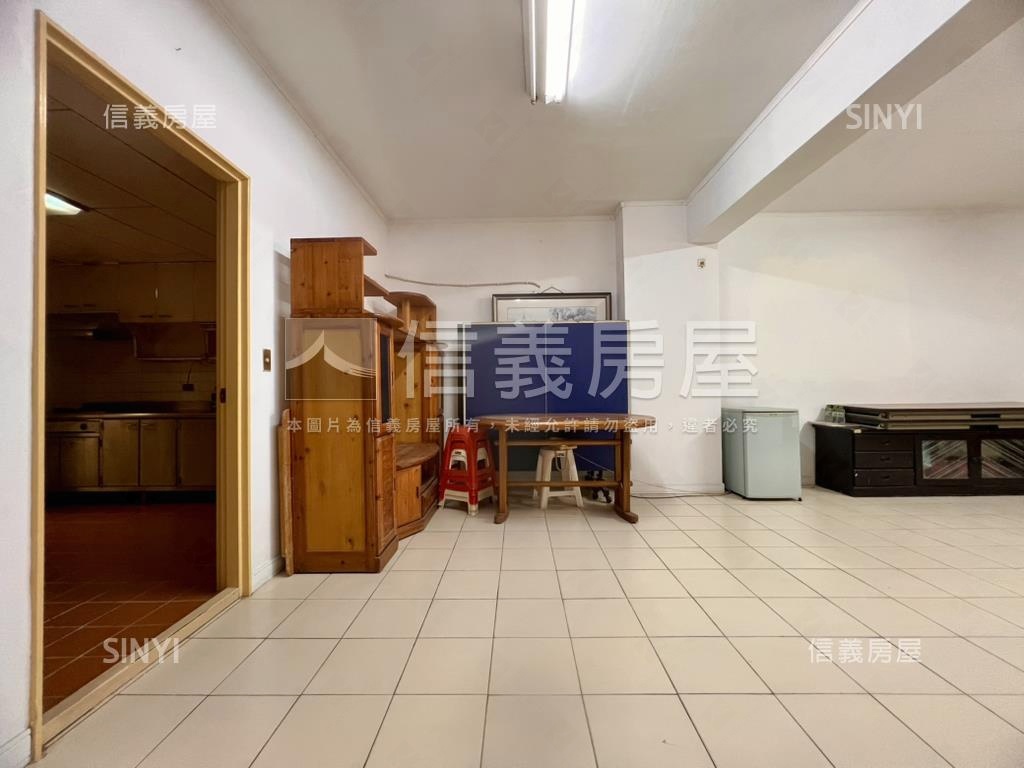 崇德稀有｜國泰透天一席宅房屋室內格局與周邊環境