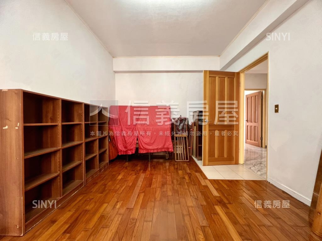 崇德稀有｜國泰透天一席宅房屋室內格局與周邊環境