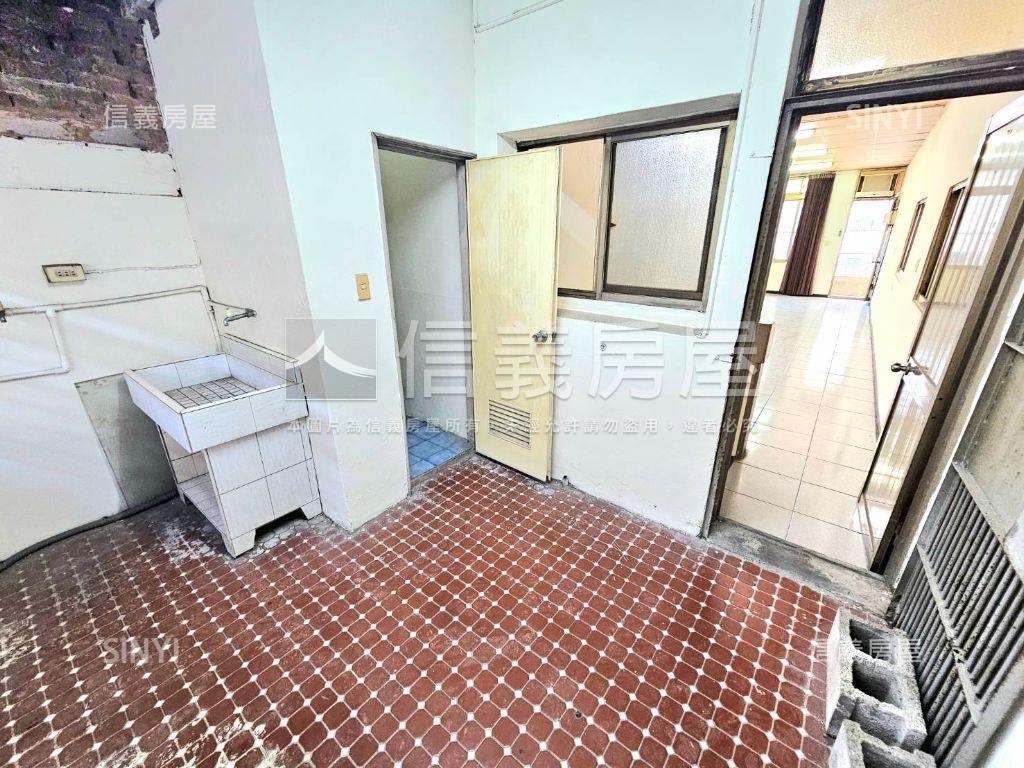 科博商圈正忠明路透天店面房屋室內格局與周邊環境