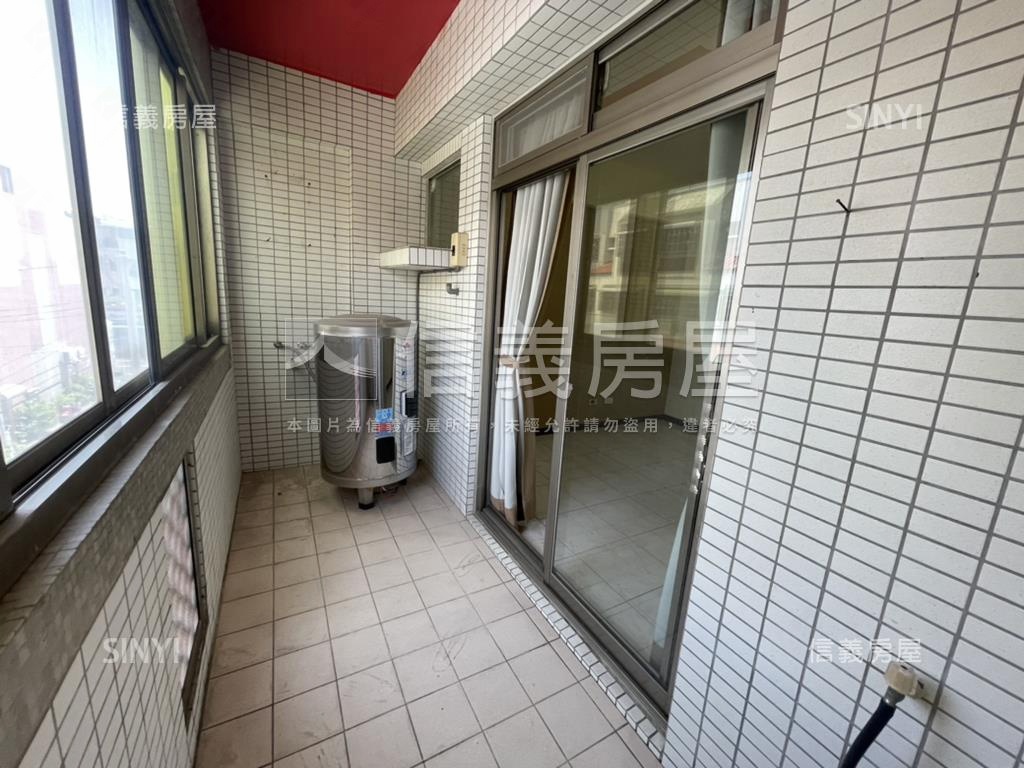 糖友商圈方便停車活路透天房屋室內格局與周邊環境