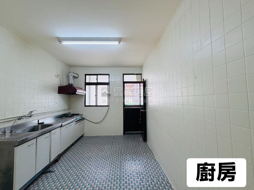 中研公寓五樓房屋室內格局與周邊環境