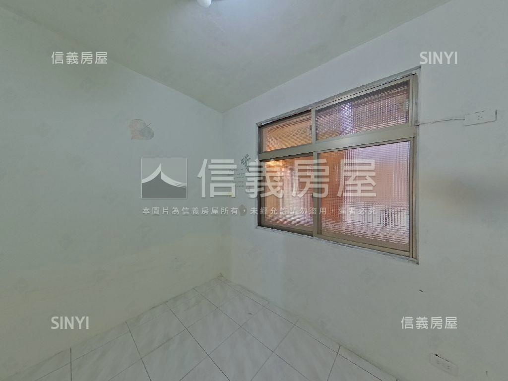近土城國中美寓３Ｆ房屋室內格局與周邊環境