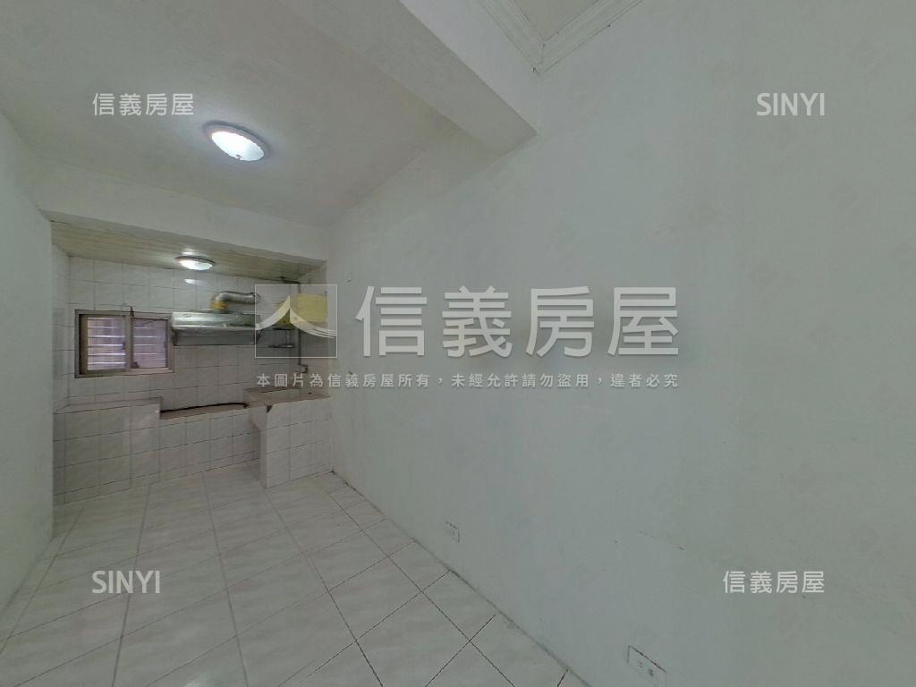 近土城國中美寓３Ｆ房屋室內格局與周邊環境