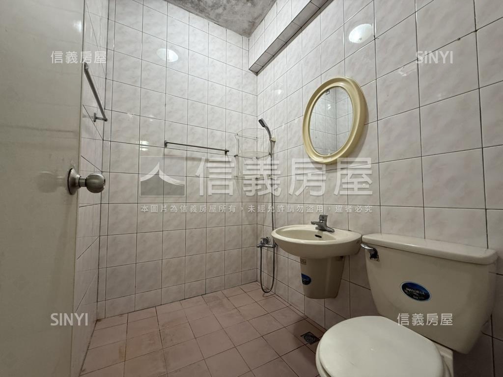 近土城國中美寓３Ｆ房屋室內格局與周邊環境