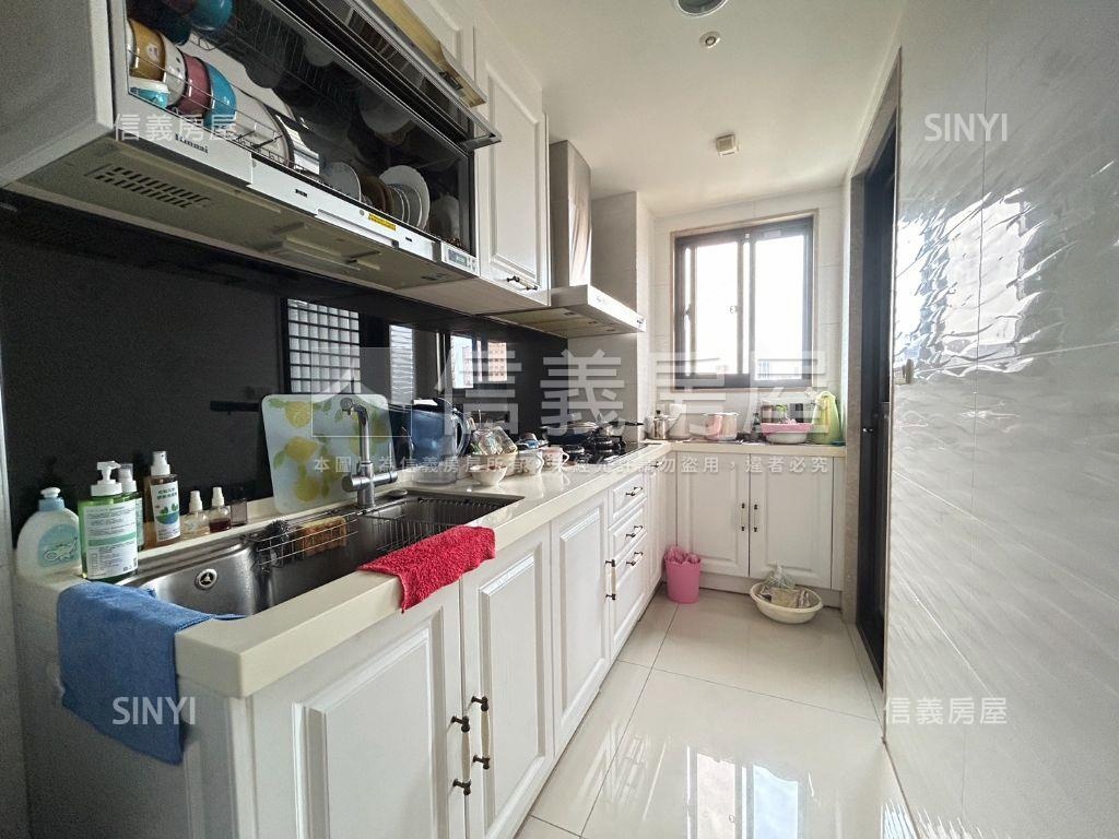 力璞悅日館靜巷三房房屋室內格局與周邊環境