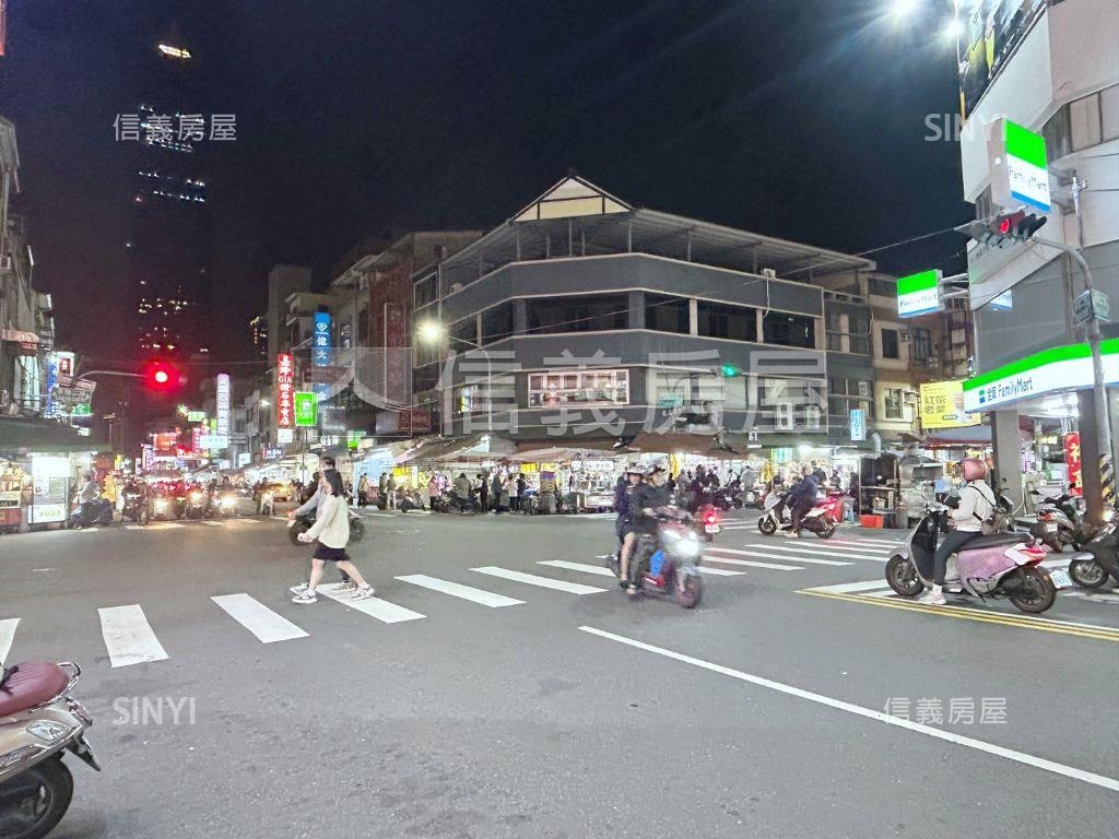 京城時尚高樓車位１＋１房房屋室內格局與周邊環境