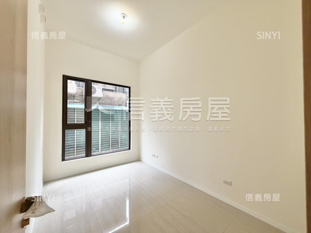 松江南京揚昇松韻露臺戶房屋室內格局與周邊環境