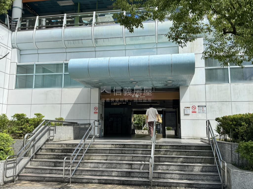 綠意環繞住二土地房屋室內格局與周邊環境