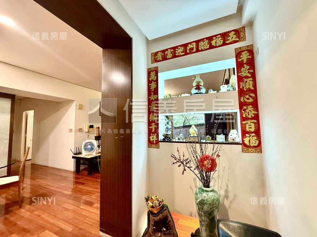 大鵬華城－綠意美四房房屋室內格局與周邊環境
