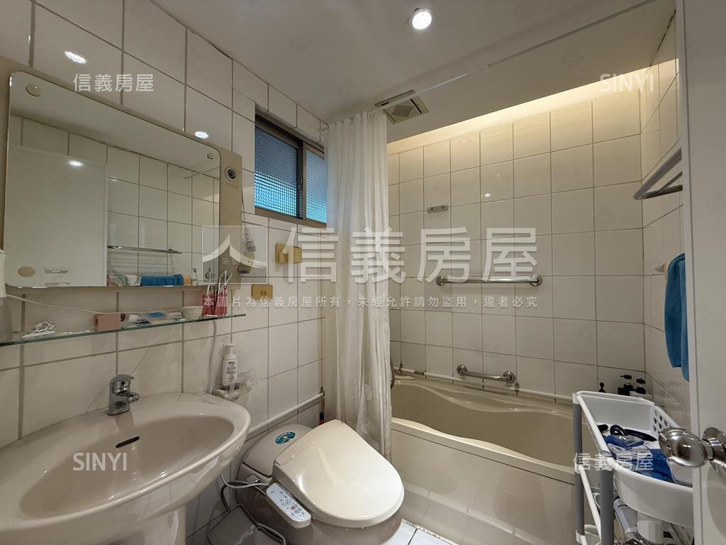 大鵬華城－綠意美四房房屋室內格局與周邊環境