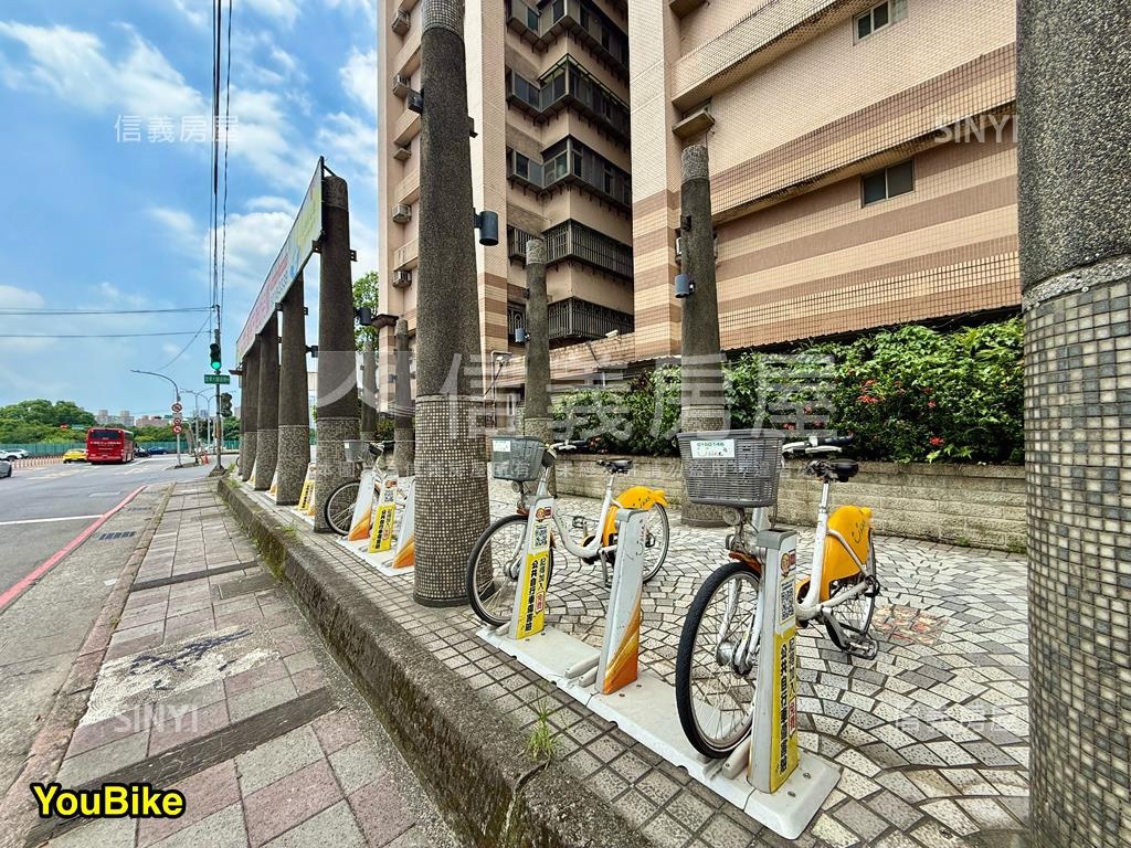 大鵬華城－綠意美四房房屋室內格局與周邊環境