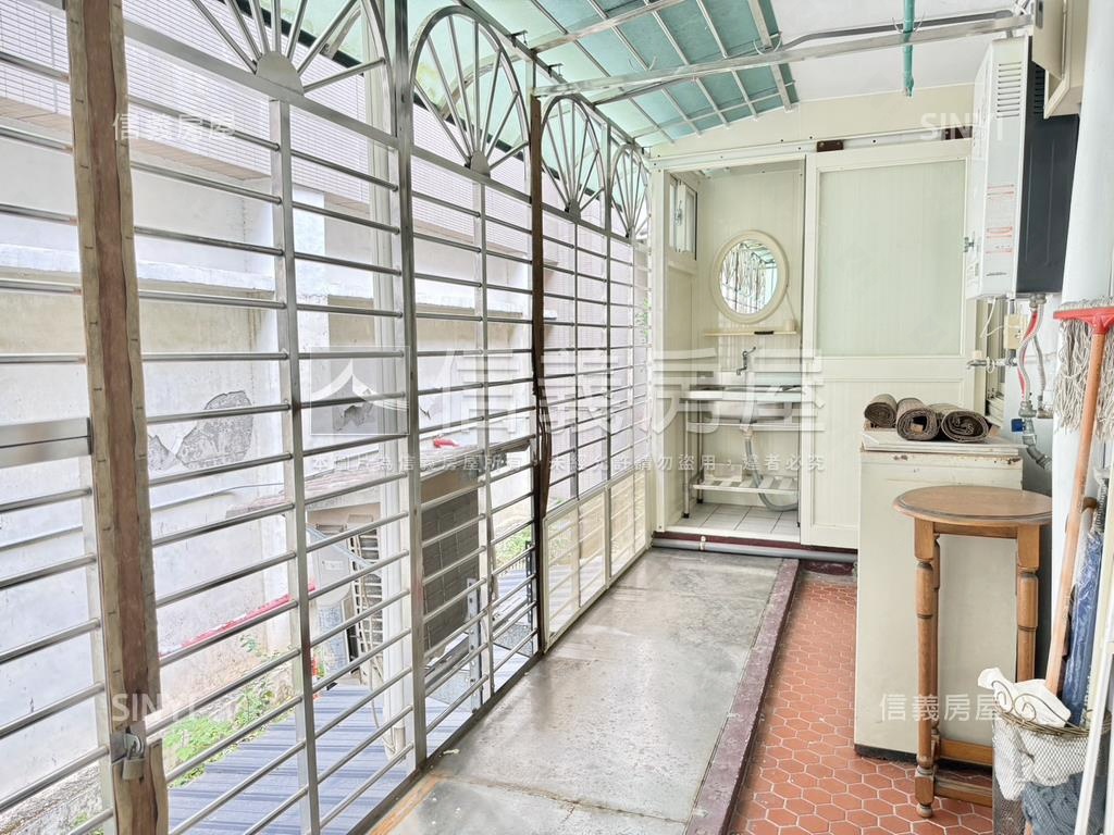 ★福園街稀有二樓★房屋室內格局與周邊環境
