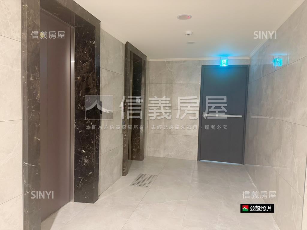青沐次頂樓雙主臥三房房屋室內格局與周邊環境