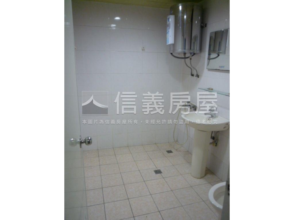 雙和醫院旁收租頂加房屋室內格局與周邊環境