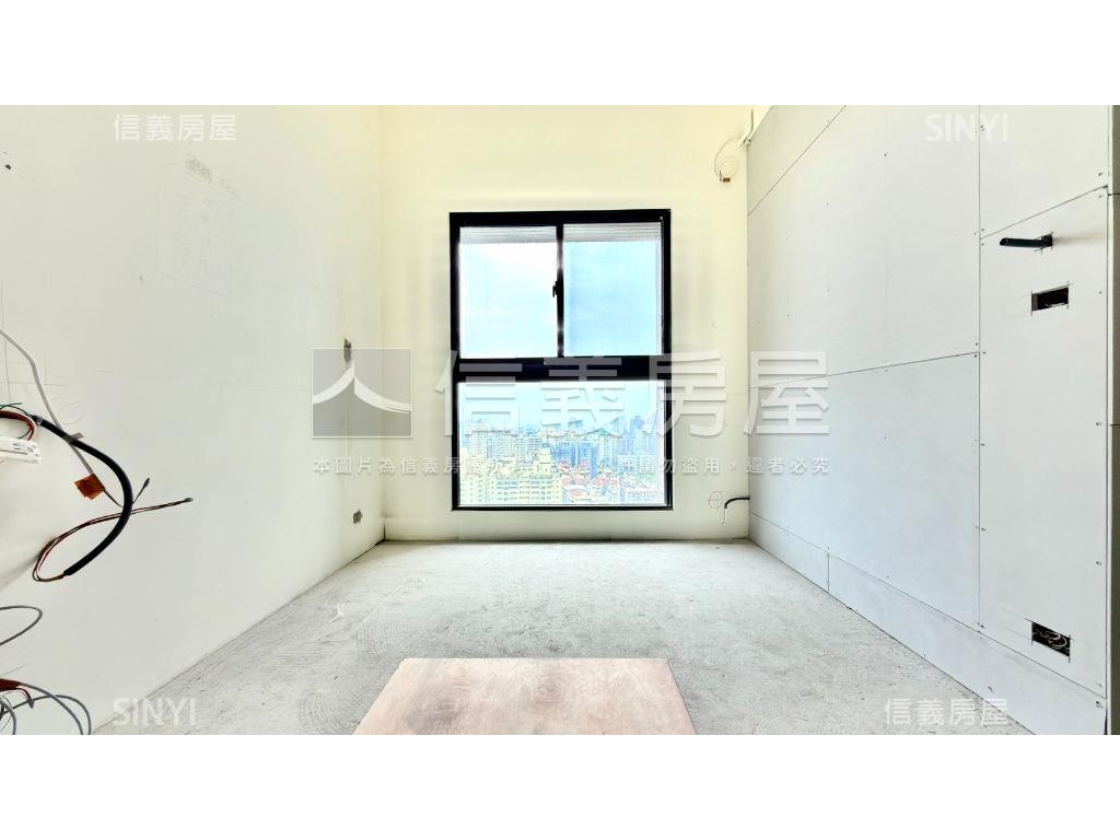 雙橡園｜霸景三併戶六平車房屋室內格局與周邊環境