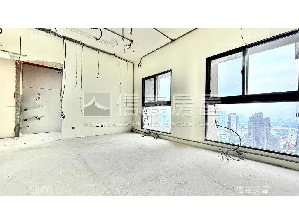 雙橡園｜霸景三併戶六平車房屋室內格局與周邊環境