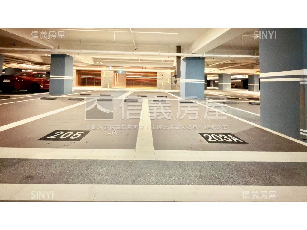 雙橡園｜霸景三併戶六平車房屋室內格局與周邊環境