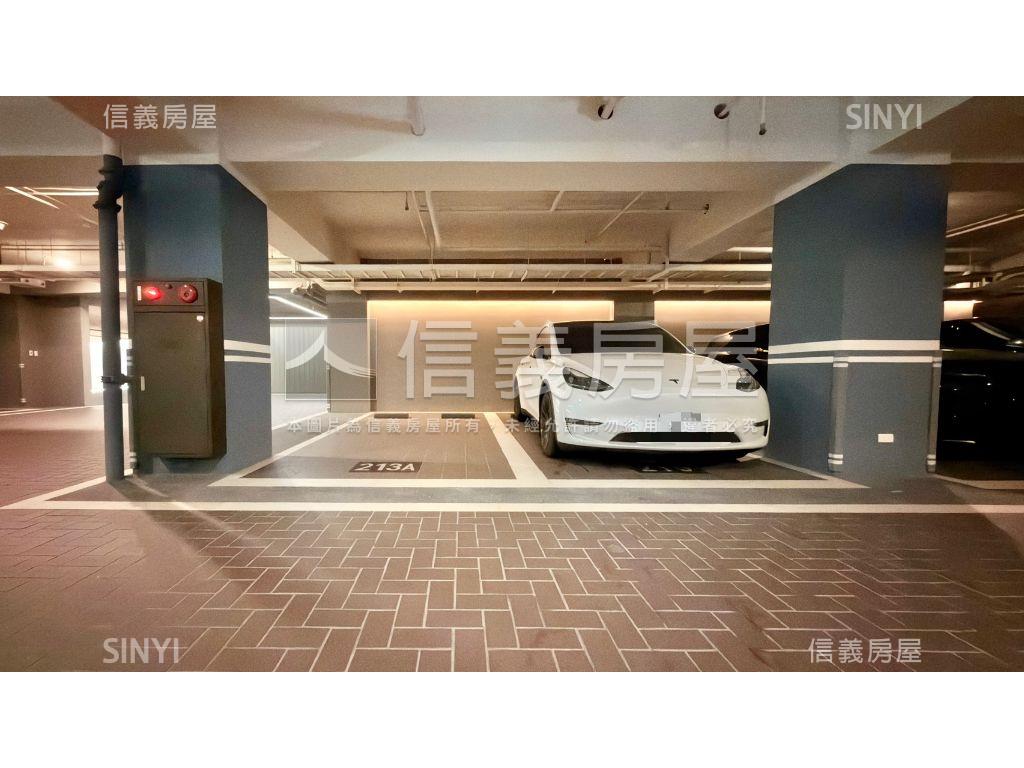 雙橡園｜霸景三併戶六平車房屋室內格局與周邊環境