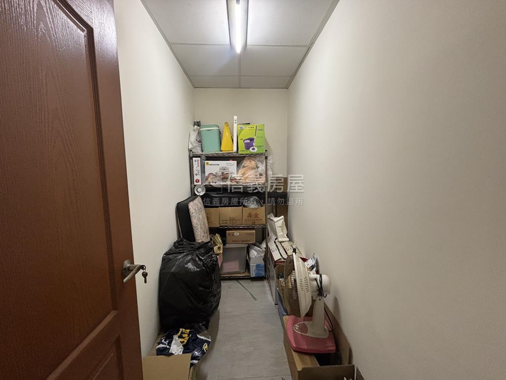 近松竹國小活路孝親房透天房屋室內格局與周邊環境