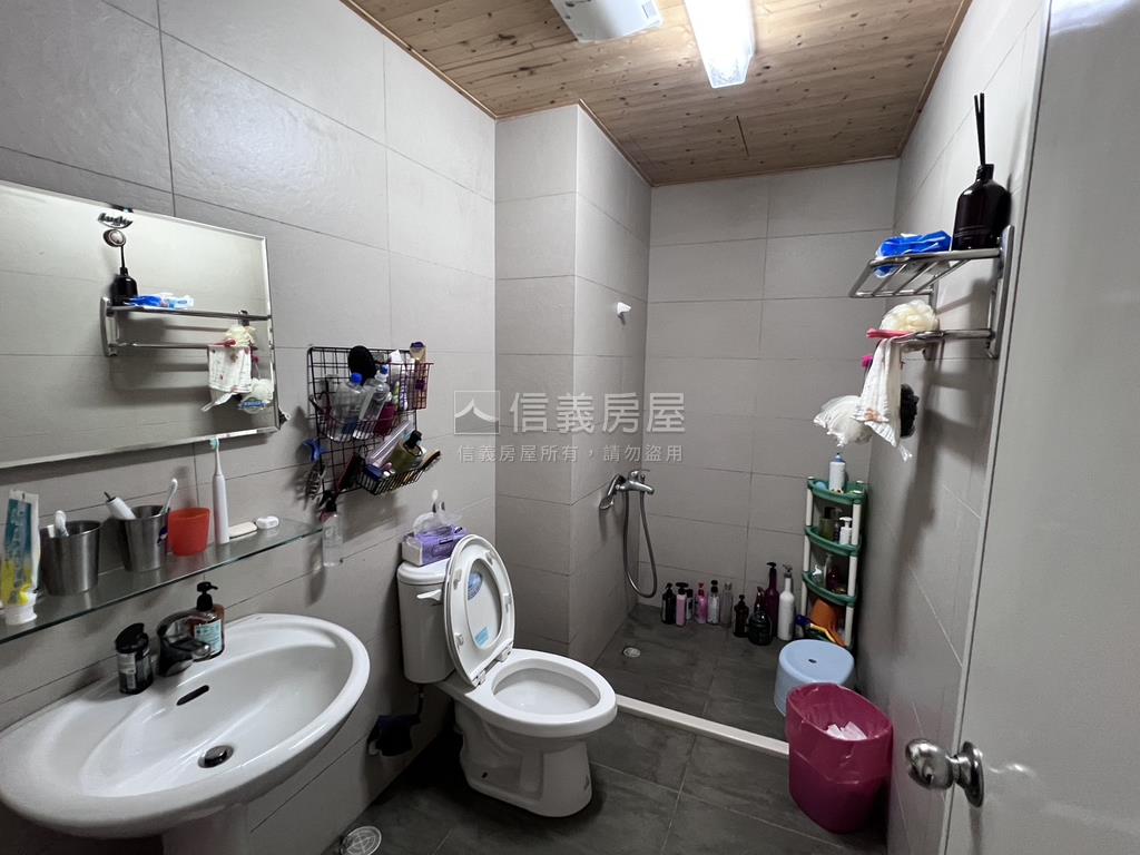 近松竹國小活路孝親房透天房屋室內格局與周邊環境