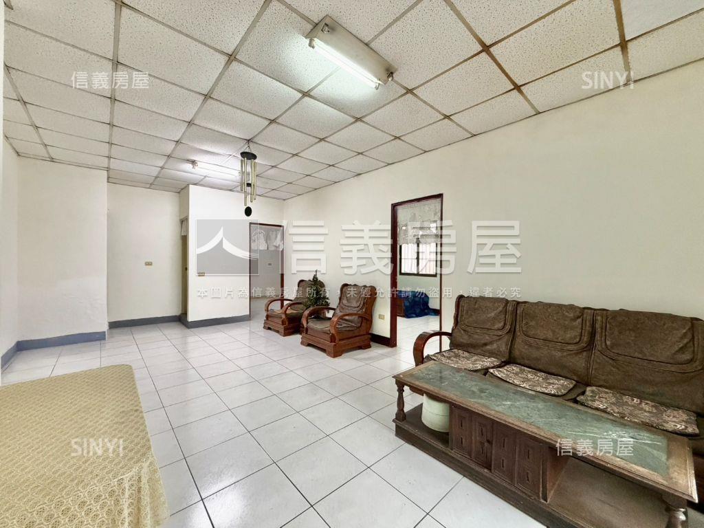 景安站，稀有公寓房屋室內格局與周邊環境