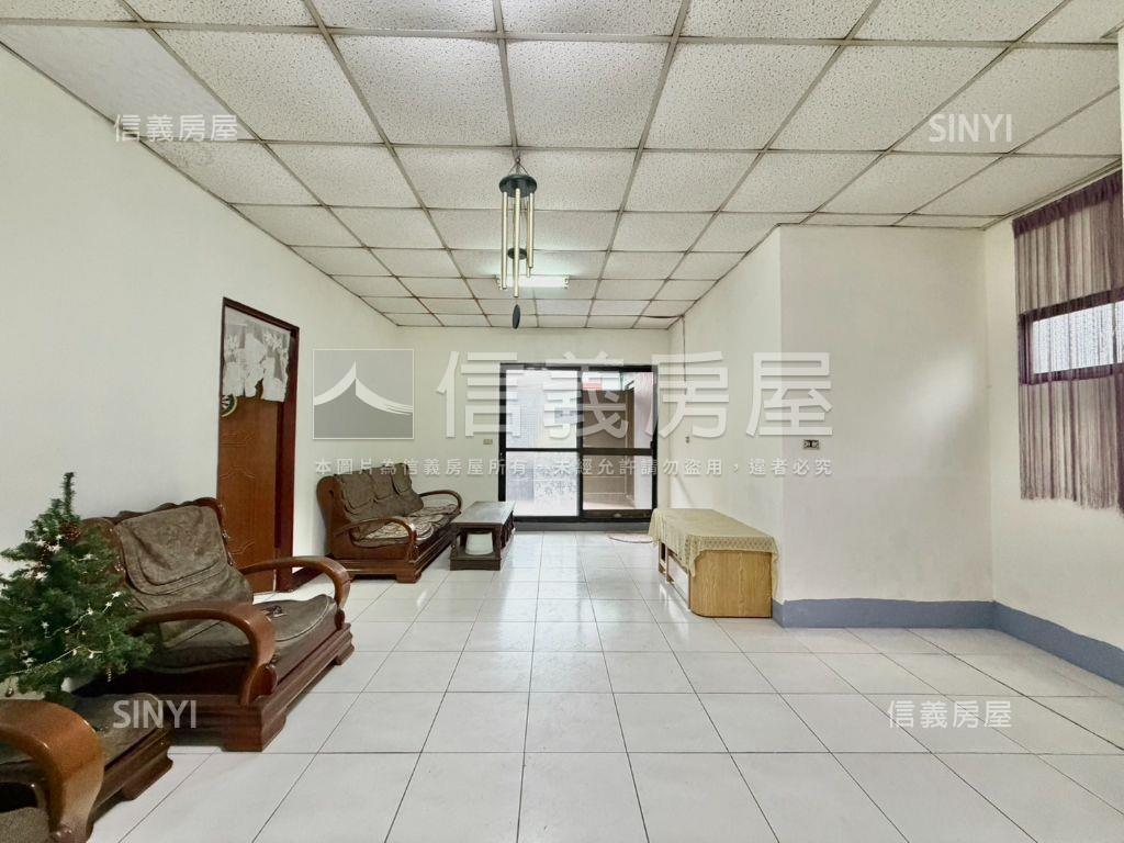 景安站，稀有公寓房屋室內格局與周邊環境