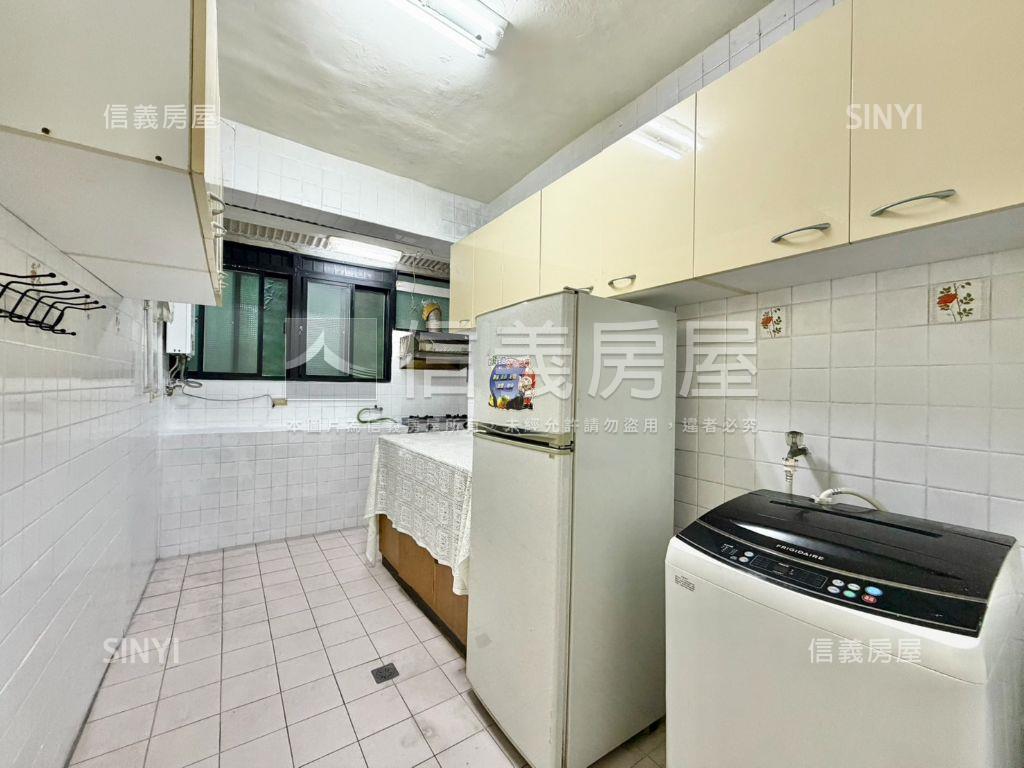 景安站，稀有公寓房屋室內格局與周邊環境