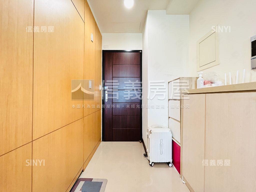 台北灣觀海‧泳池美景三房房屋室內格局與周邊環境