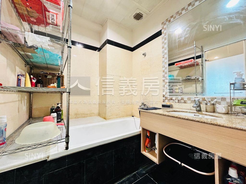 台北灣觀海‧泳池美景三房房屋室內格局與周邊環境