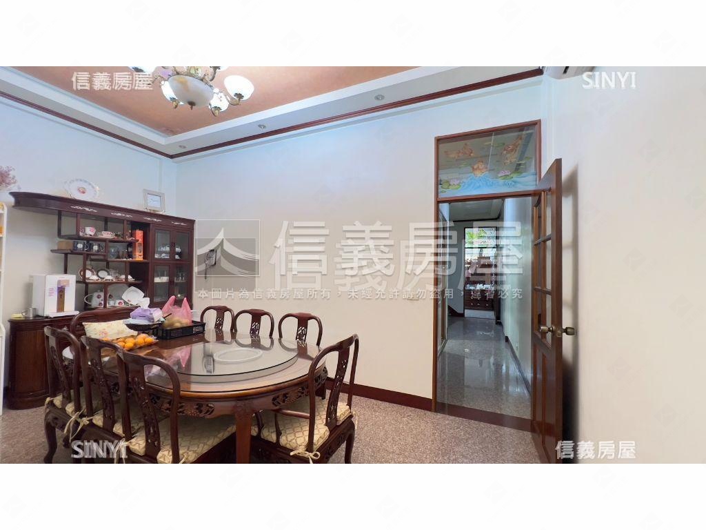 成功興隆大面寬臨路美透天房屋室內格局與周邊環境