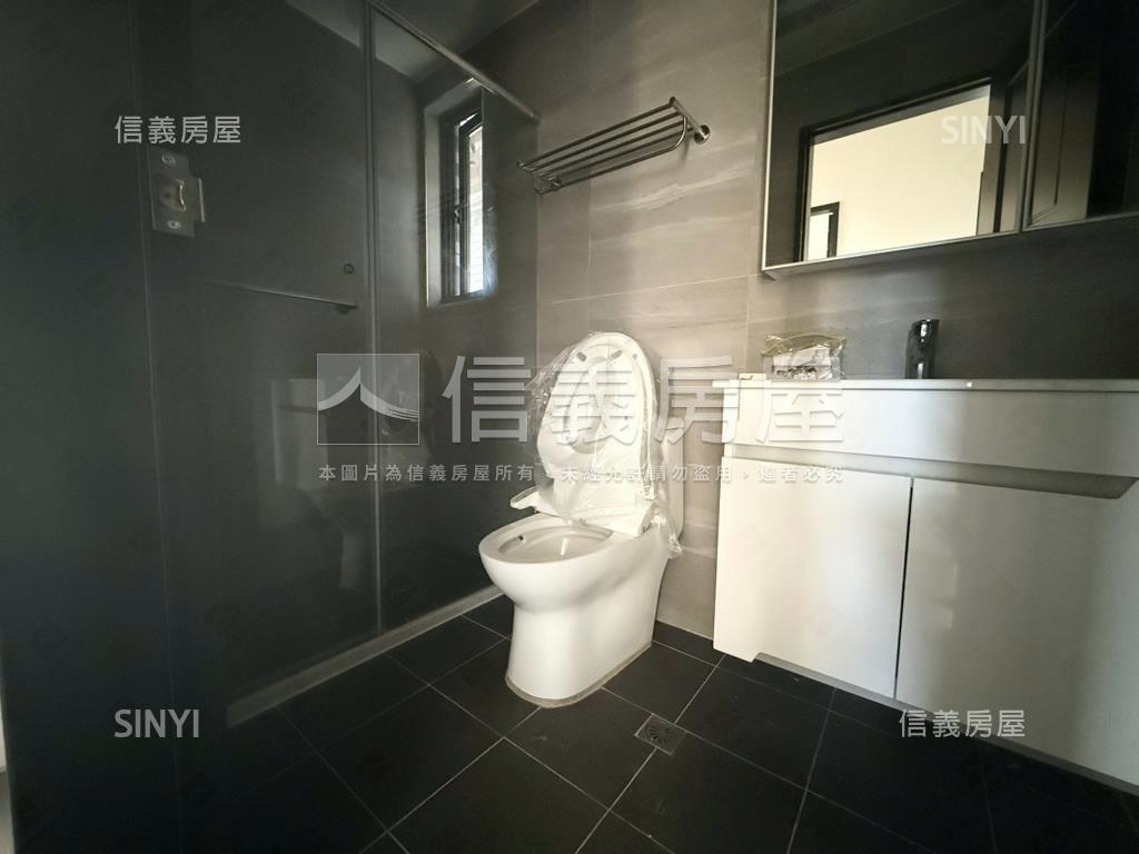 和發善藝三房雙平面車位房屋室內格局與周邊環境