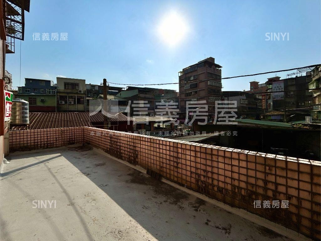 秀朗學區活巷公寓二樓房屋室內格局與周邊環境