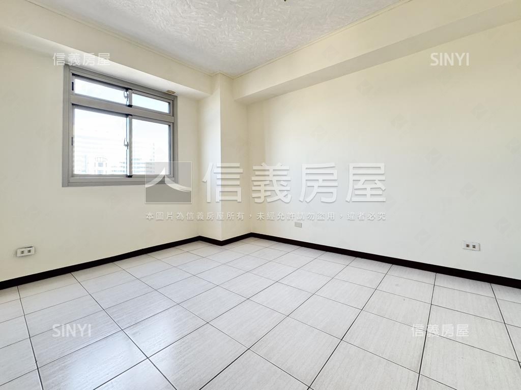 近中華路．方正採光三房房屋室內格局與周邊環境