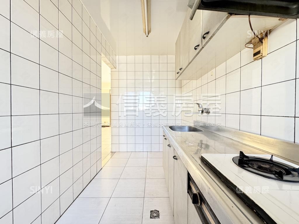 近中華路．方正採光三房房屋室內格局與周邊環境